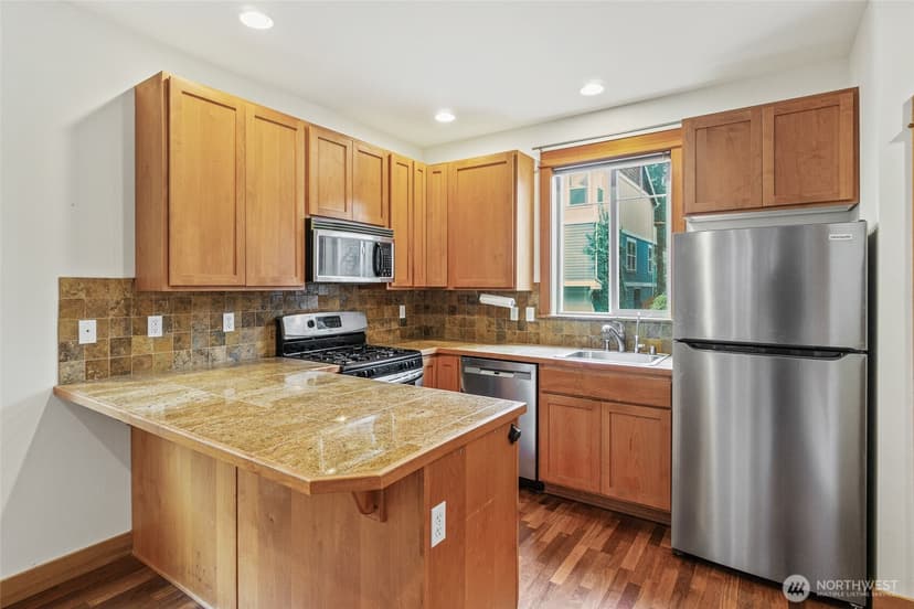 Property photo for 9159 23rd Avenue NE, Seattle photo 4