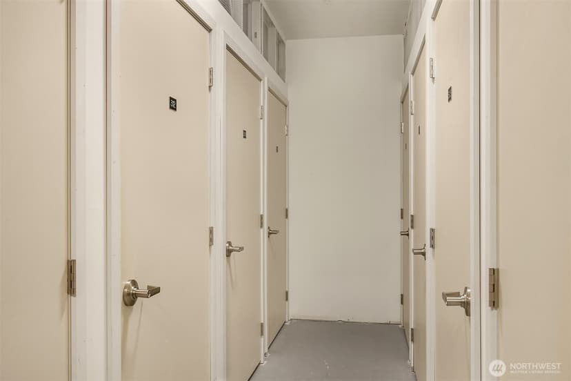 Property photo for 150 102nd Avenue SE #306, Bellevue photo 26