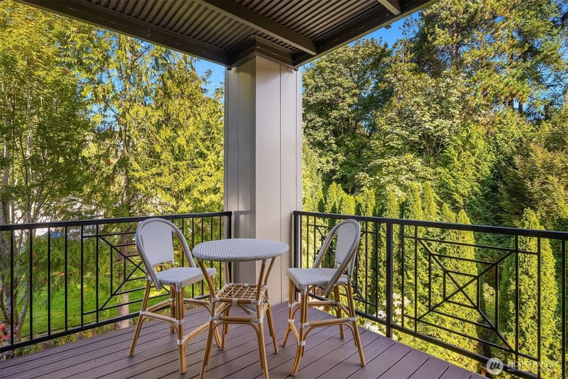 Property photo for 150 102nd Avenue SE #306, Bellevue photo 6