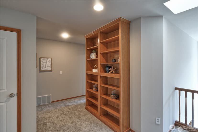Property photo for 1706 239th Street SW, Bothell photo 14