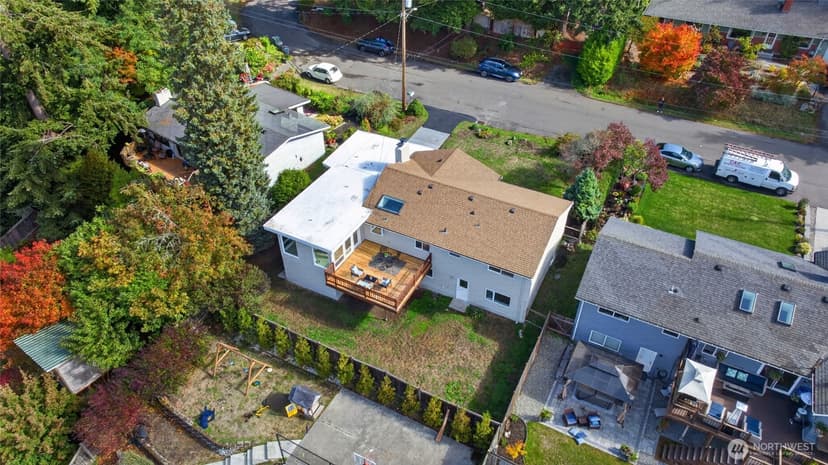 Property photo for 22520 90th Avenue W, Edmonds photo 29