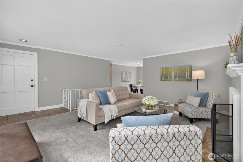 Property photo for 22520 90th Avenue W, Edmonds photo 6