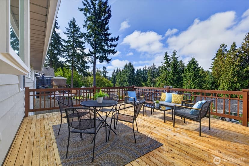 Property photo for 22520 90th Avenue W, Edmonds photo 27