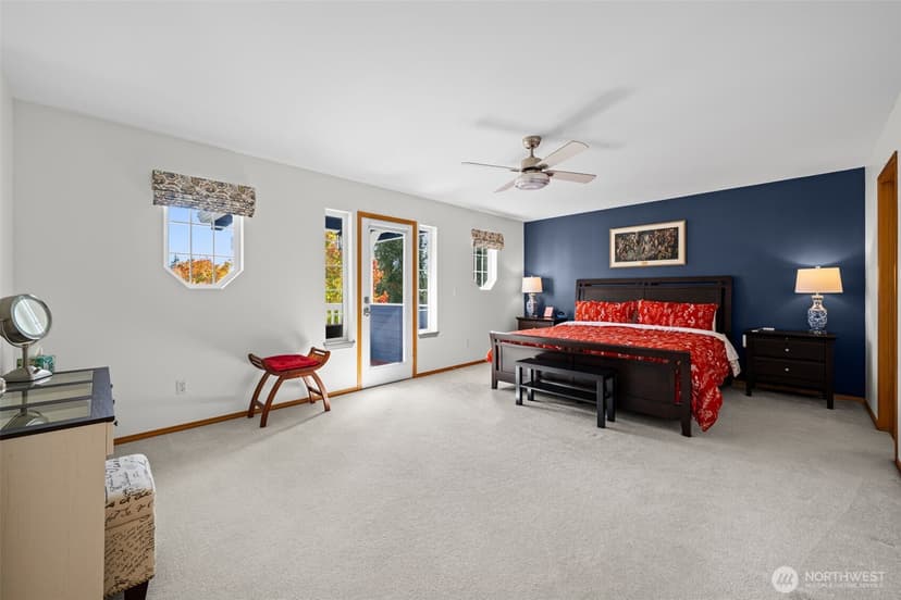 Property photo for 9818 S 220th Place, Kent photo 23