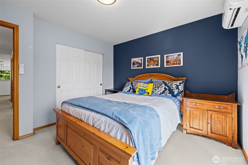 Property photo for 9818 S 220th Place, Kent photo 30