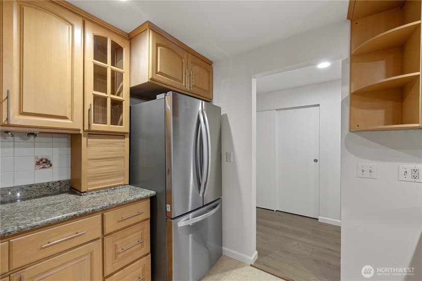 Property photo for 6479 137th Avenue NE #364, Redmond photo 9