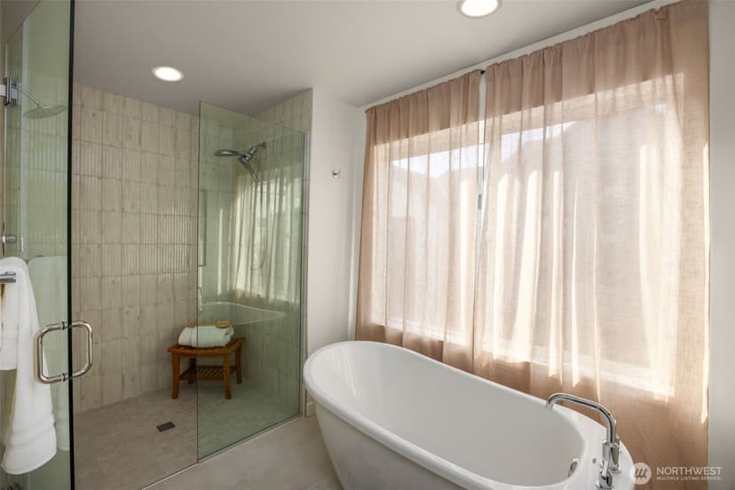 Property photo for 8317 B 12th Avenue NW, Seattle photo 10