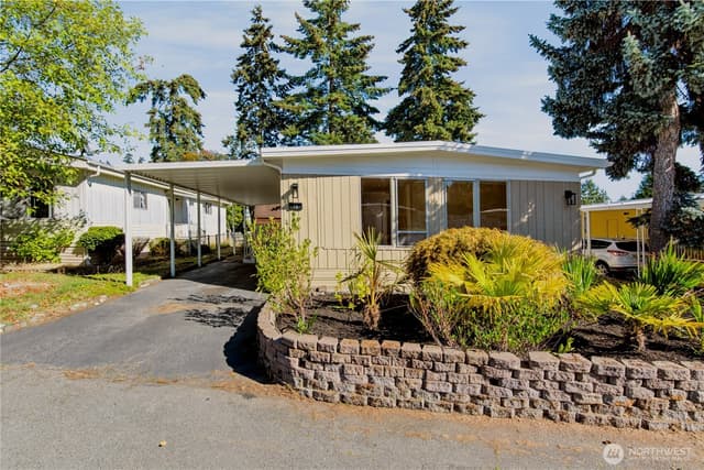 Property photo for 5220 SW 176th Street #18, Lynnwood
