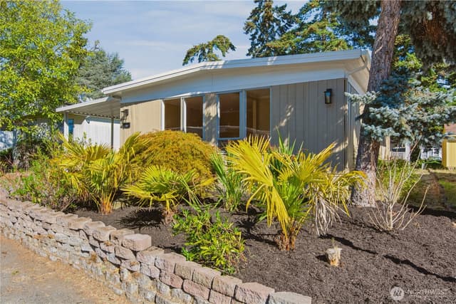 Property photo for 5220 SW 176th Street #18, Lynnwood photo 2