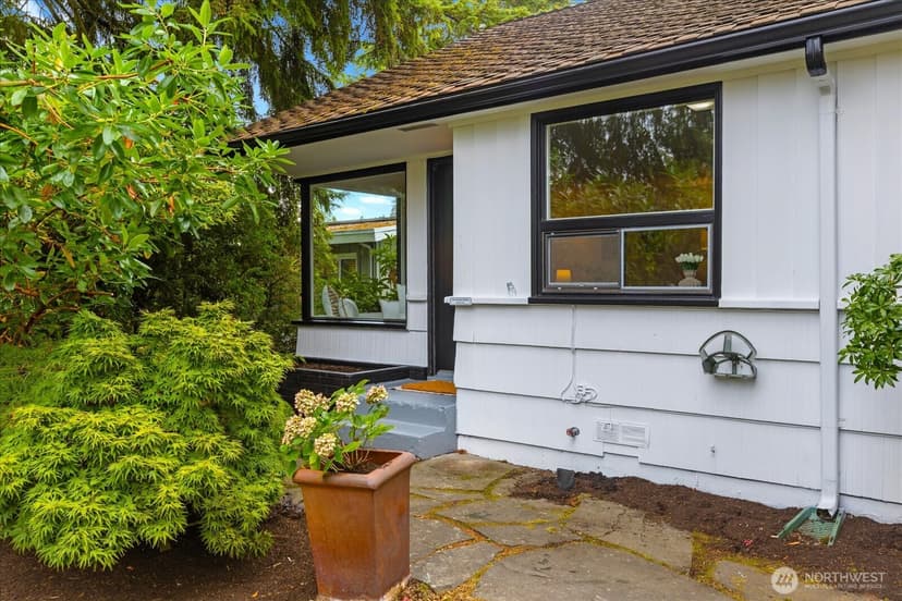 Property photo for 2127 N 193rd Street, Shoreline photo 5