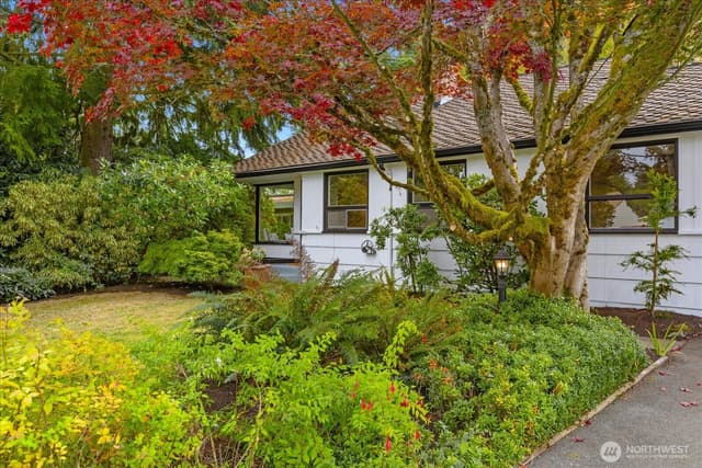 Property photo for 2127 N 193rd Street, Shoreline photo 4