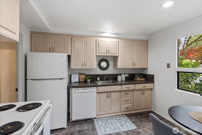 Property photo for 2127 N 193rd Street, Shoreline photo 11