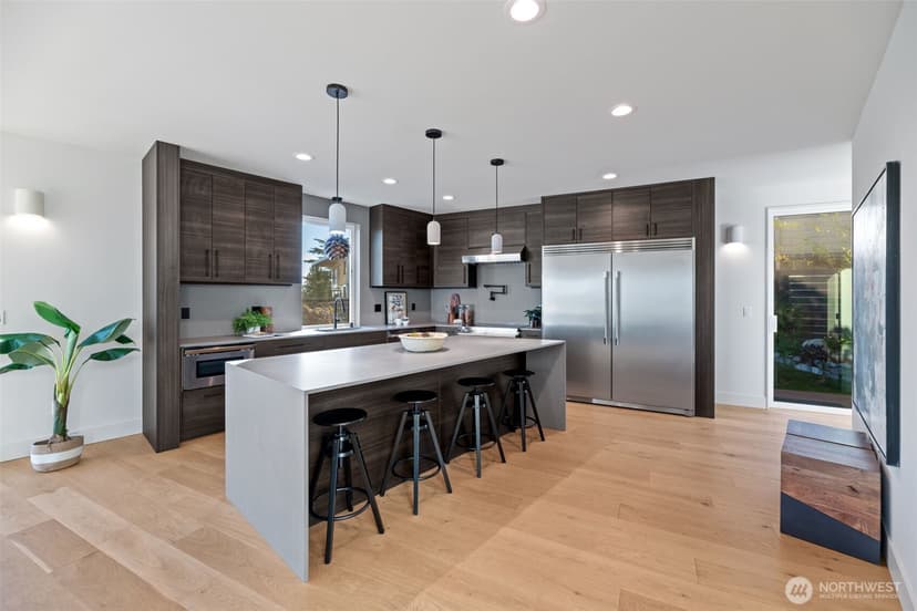 Property photo for 6203 52nd Avenue S, Seattle photo 10
