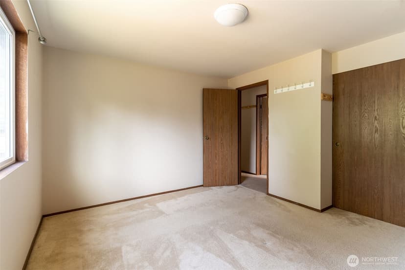 Property photo for 4221 152ND Place SW, Lynnwood photo 7