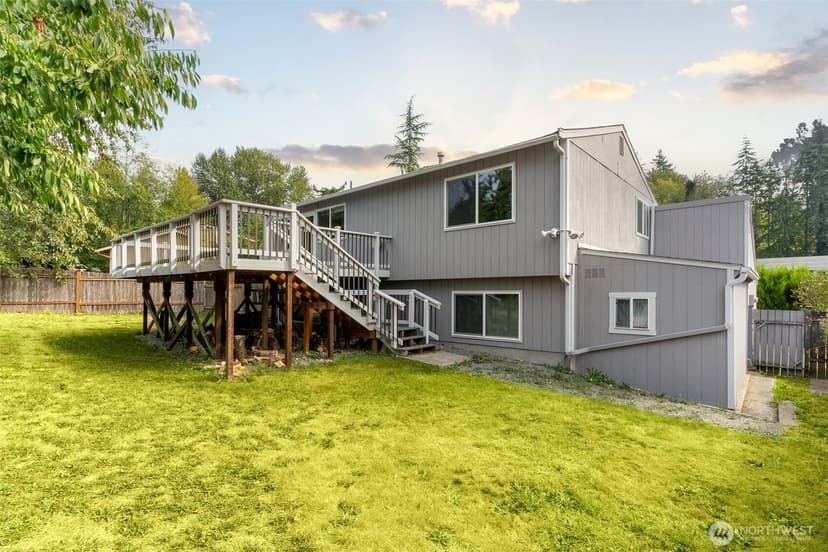 Property photo for 4221 152ND Place SW, Lynnwood photo 15