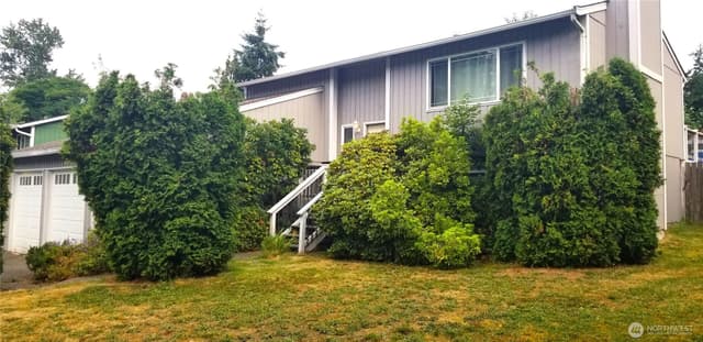 Property photo for 4221 152ND Place SW, Lynnwood photo 2