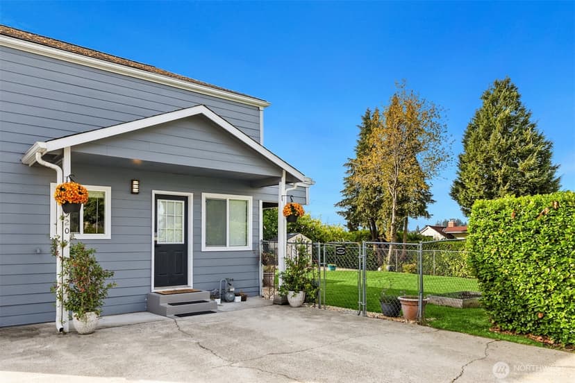 Property photo for 1920 6th Street, Bremerton photo 32