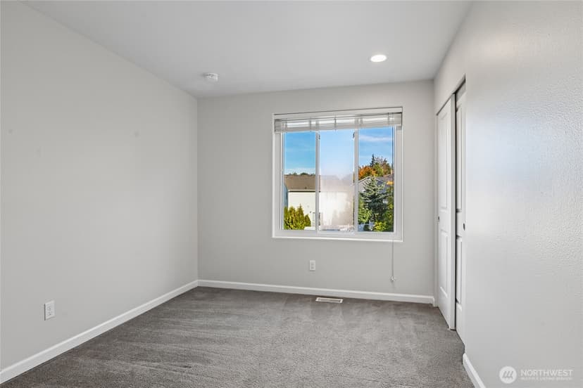Property photo for 5661 S 150th Place, Tukwila photo 20