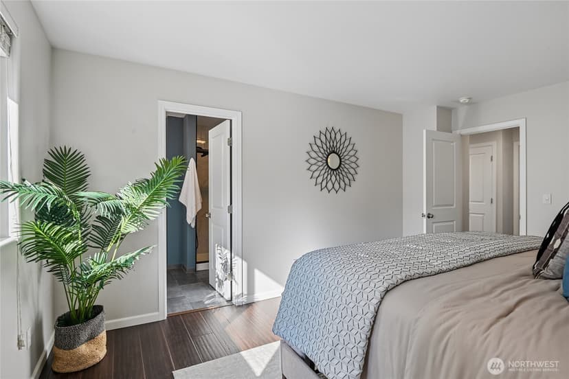 Property photo for 5661 S 150th Place, Tukwila photo 14