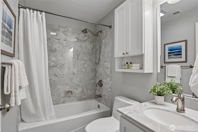 Property photo for 5661 S 150th Place, Tukwila photo 27