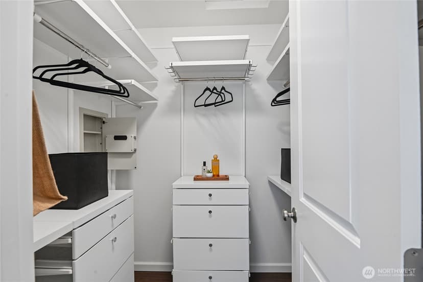 Property photo for 5661 S 150th Place, Tukwila photo 18