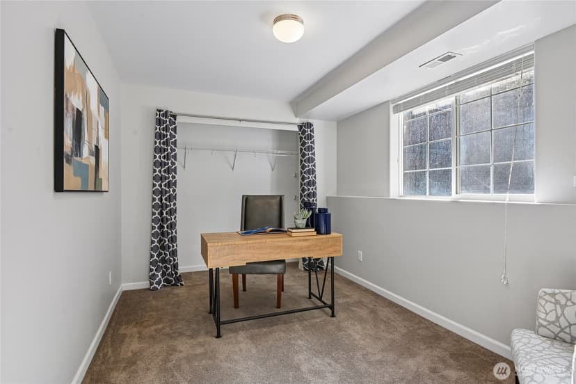 Property photo for 5661 S 150th Place, Tukwila photo 28