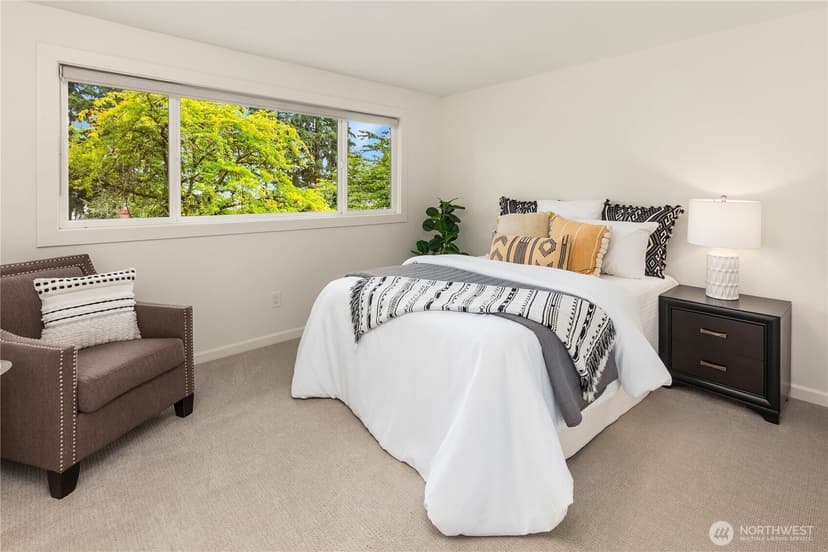 Property photo for 7803 89th Place SE, Mercer Island photo 28