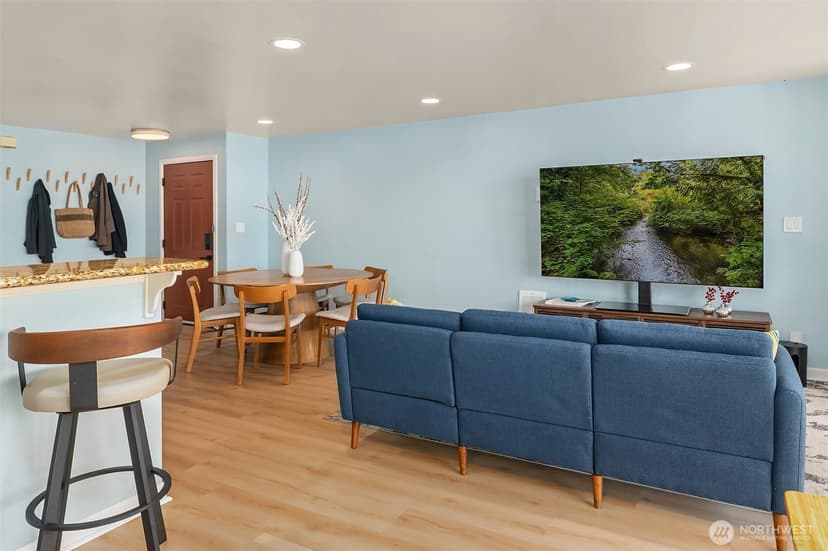 Property photo for 9520 Rainier Avenue S #204, Seattle photo 11