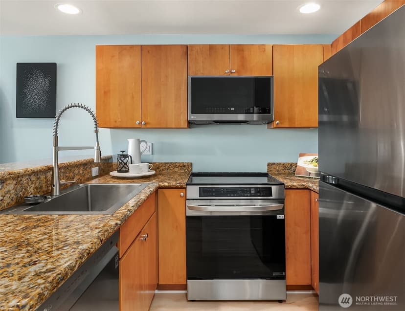 Property photo for 9520 Rainier Avenue S #204, Seattle photo 10