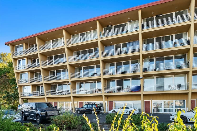 Property photo for 9520 Rainier Avenue S #204, Seattle photo 21
