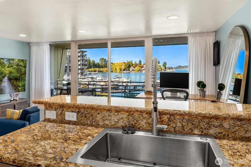 Property photo for 9520 Rainier Avenue S #204, Seattle photo 9