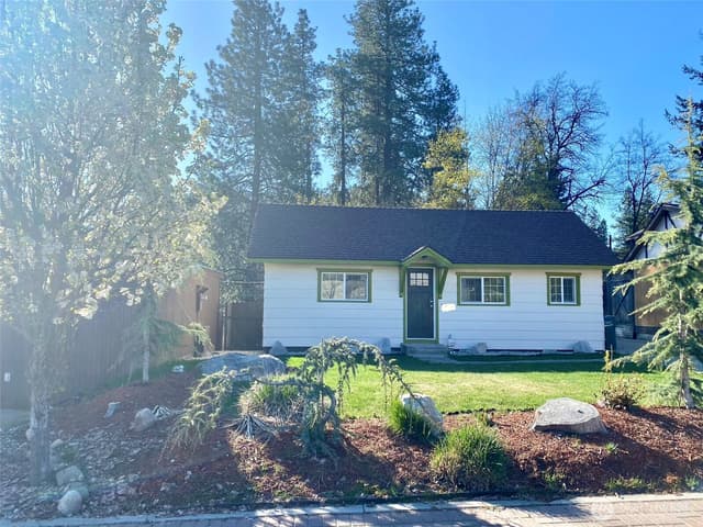 Property photo for 1313 Front Street, Leavenworth