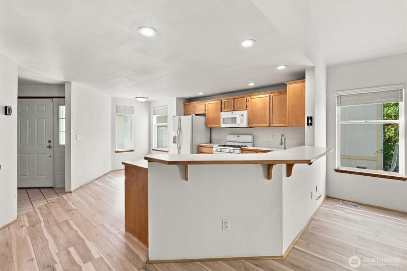 Property photo for 130 85th Avenue SE, Lake Stevens photo 6