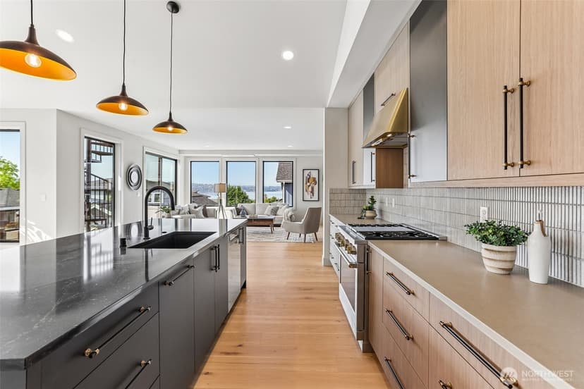 Property photo for 1015 N 35th Street, Renton photo 17