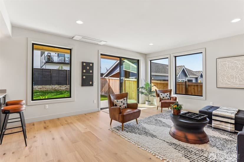 Property photo for 1015 N 35th Street, Renton photo 19
