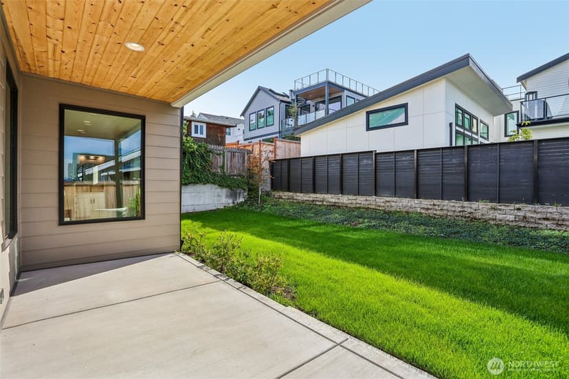 Property photo for 1015 N 35th Street, Renton photo 37