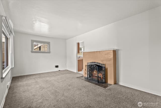 Property photo for 511 N 71st Street, Seattle photo 4