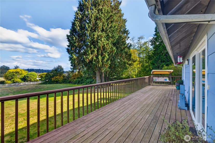 Property photo for 20724 36th Ave NW, Stanwood photo 8