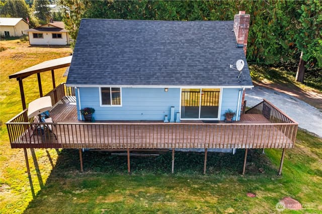 Property photo for 20724 36th Ave NW, Stanwood photo 2