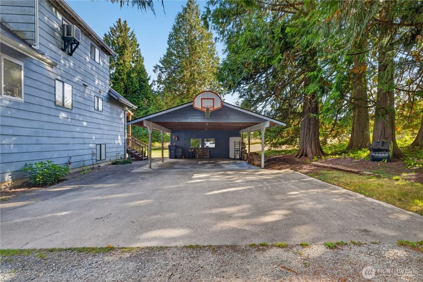 Property photo for 20724 36th Ave NW, Stanwood photo 6