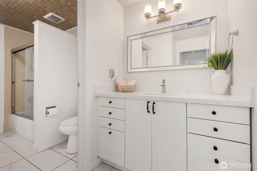 Property photo for 725 9th Avenue S #201, Kirkland photo 22