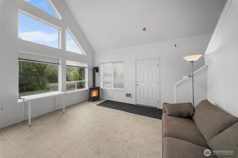 Property photo for 159 S Narwhal Loop SW, Ocean Shores photo 2