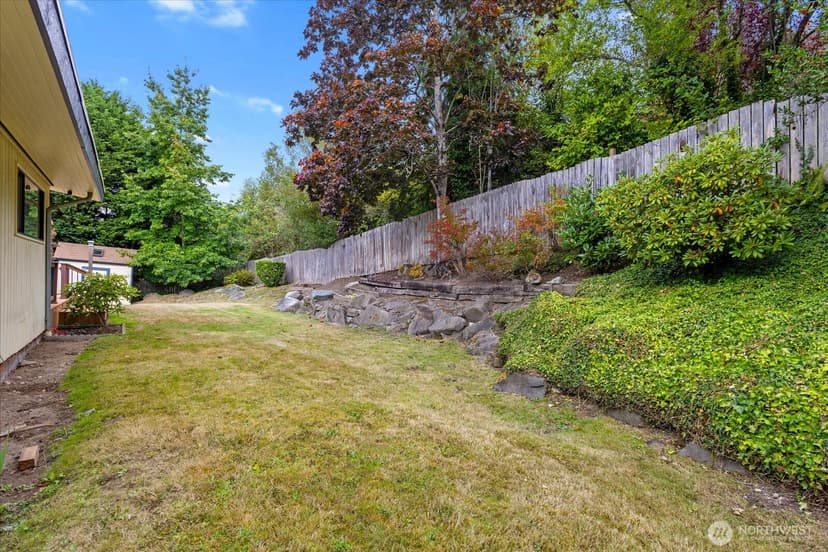 Property photo for 17207 76th Avenue W, Edmonds photo 35