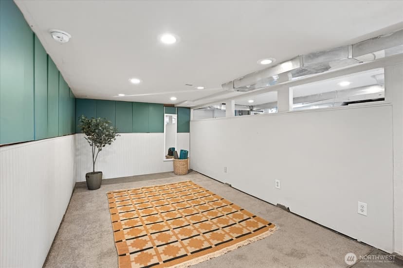Property photo for 4847 41st Avenue SW, Seattle photo 15