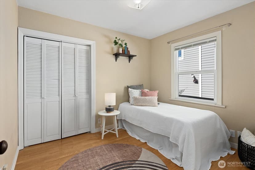 Property photo for 4847 41st Avenue SW, Seattle photo 10