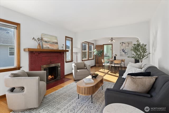Property photo for 4847 41st Avenue SW, Seattle photo 5