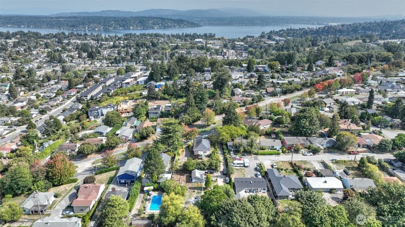 Property photo for 8663 Beacon Avenue S, Seattle photo 12