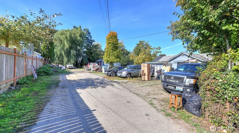 Property photo for 8663 Beacon Avenue S, Seattle photo 16