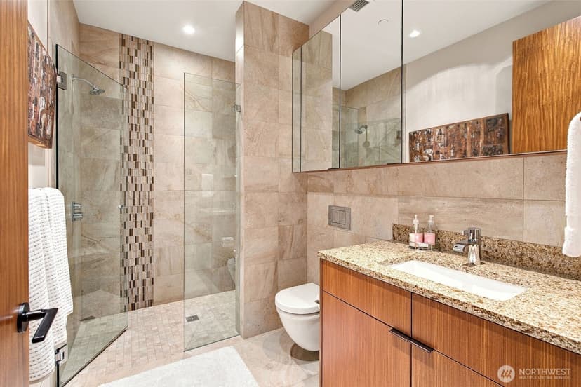 Property photo for 9412 NE 14th Street, Clyde Hill photo 23