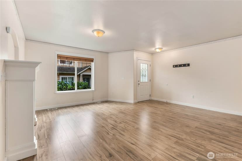 Property photo for 906 116th Place SE #3, Everett photo 8
